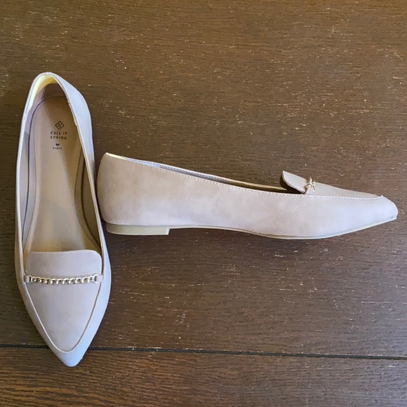 Call it spring flats. Size 9